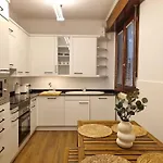 130m2 Premium & & Parking - Aloha * Бильбао